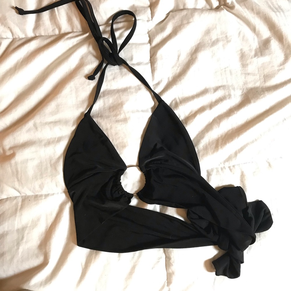 Pretty Little Thing Cropped Halter Top